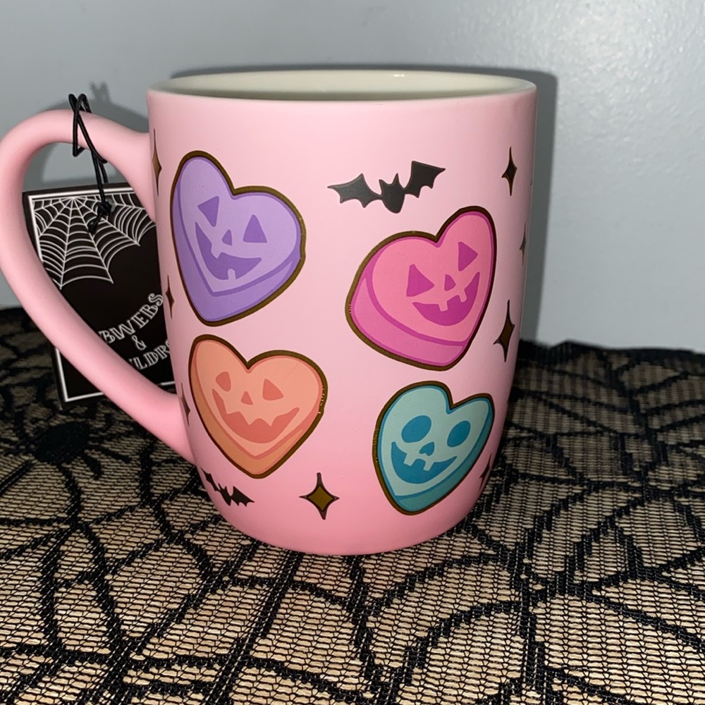 Cobwebs & Cauldrons Pumpkin Conversation Sweethearts Bats Prints Pink Mug NWT